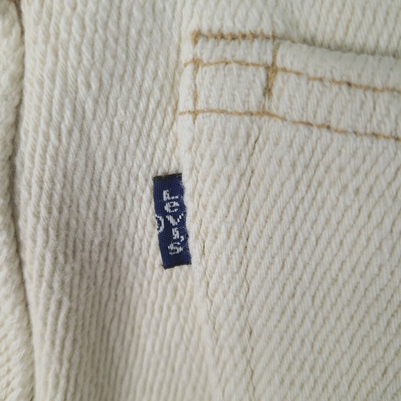 Levi’s Shorts Womens Size 25 (Measured 28 Waist) Made & Crafted Relaxed Distress - Picture 10 of 16